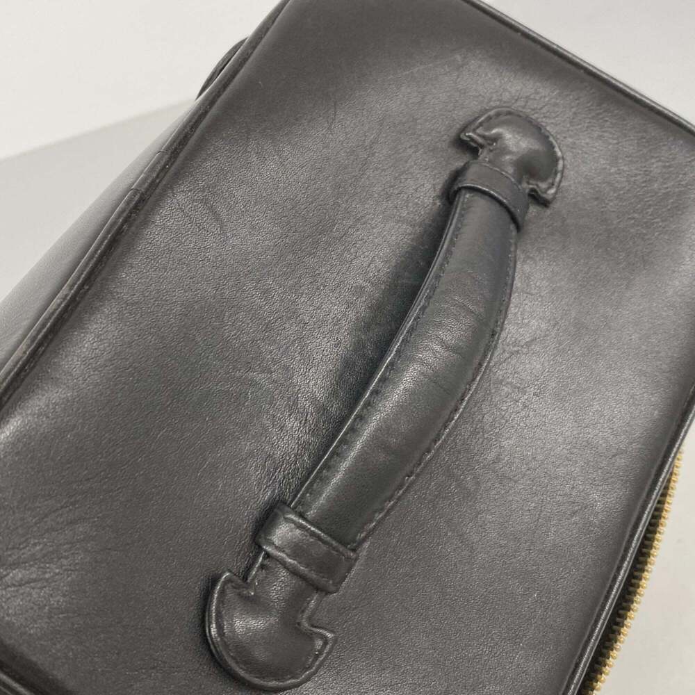 CHANEL Black Lambskin Leather Vanity Bag - Picture 7 of 11